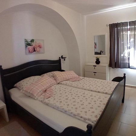 Vivi Studio Apartments Mali Lošinj Szoba fotó